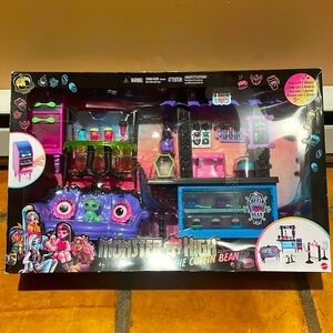 Monster High The Coffin Bean